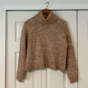 Turtle neck sweater
